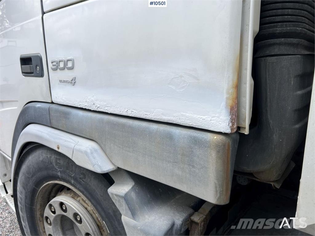 Volvo FM 300 4x2 Box Truck with Tail Lift Sanduk kamioni
