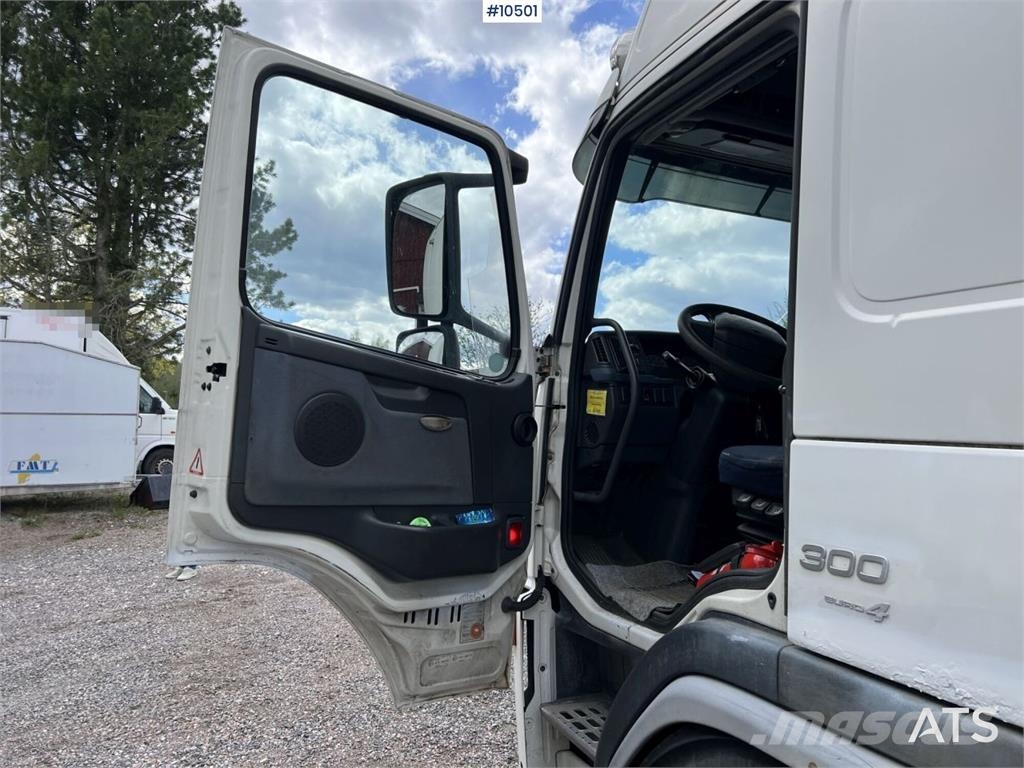Volvo FM 300 4x2 Box Truck with Tail Lift Sanduk kamioni