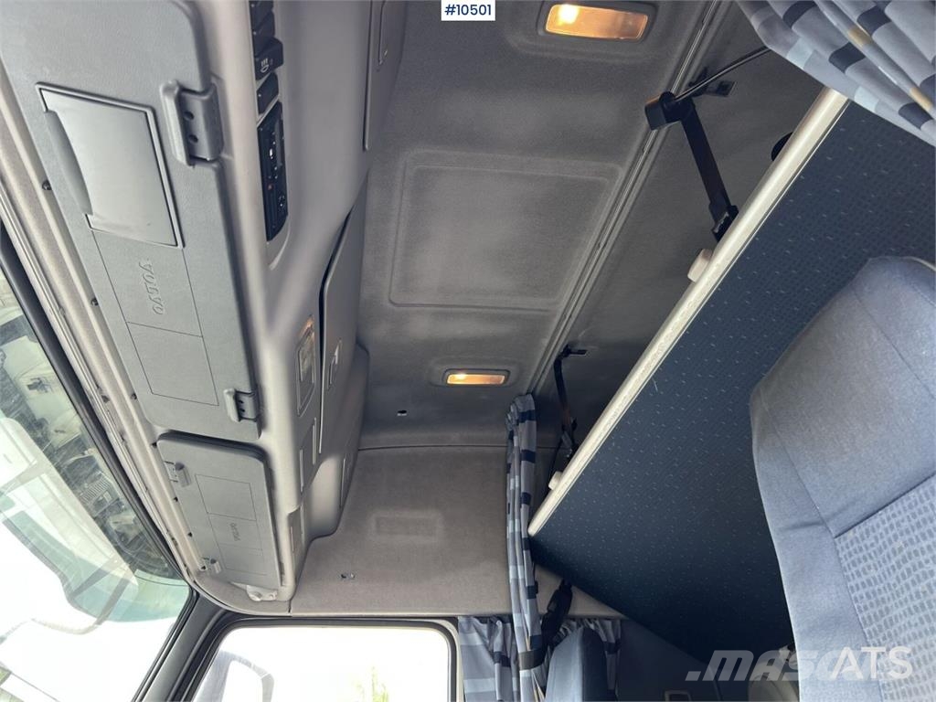 Volvo FM 300 4x2 Box Truck with Tail Lift Sanduk kamioni