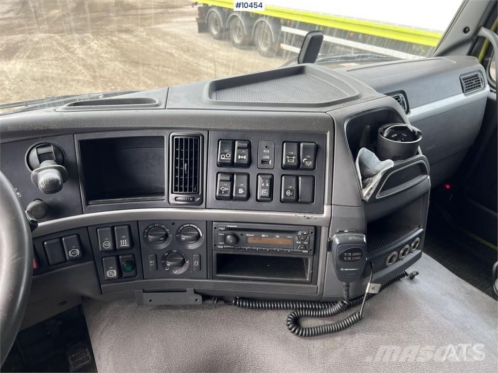 Volvo FM 6x2 Wood Chip Truck – Truck and Trailer (VIDEO) Skříňová nástavba
