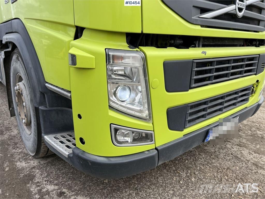 Volvo FM 6x2 Wood Chip Truck – Truck and Trailer (VIDEO) Skříňová nástavba