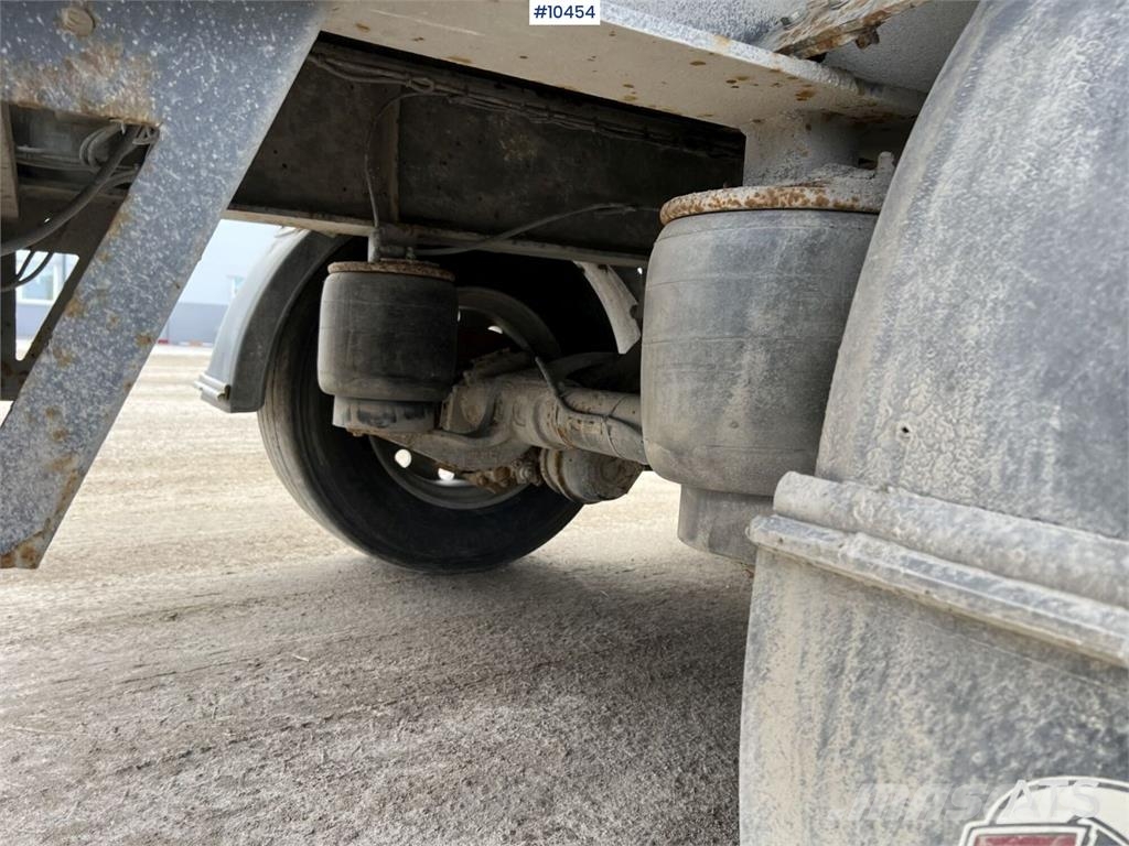 Volvo FM 6x2 Wood Chip Truck – Truck and Trailer (VIDEO) Skříňová nástavba
