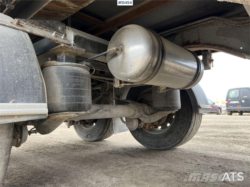 Volvo FM 6x2 Wood Chip Truck – Truck and Trailer (VIDEO) Skříňová nástavba