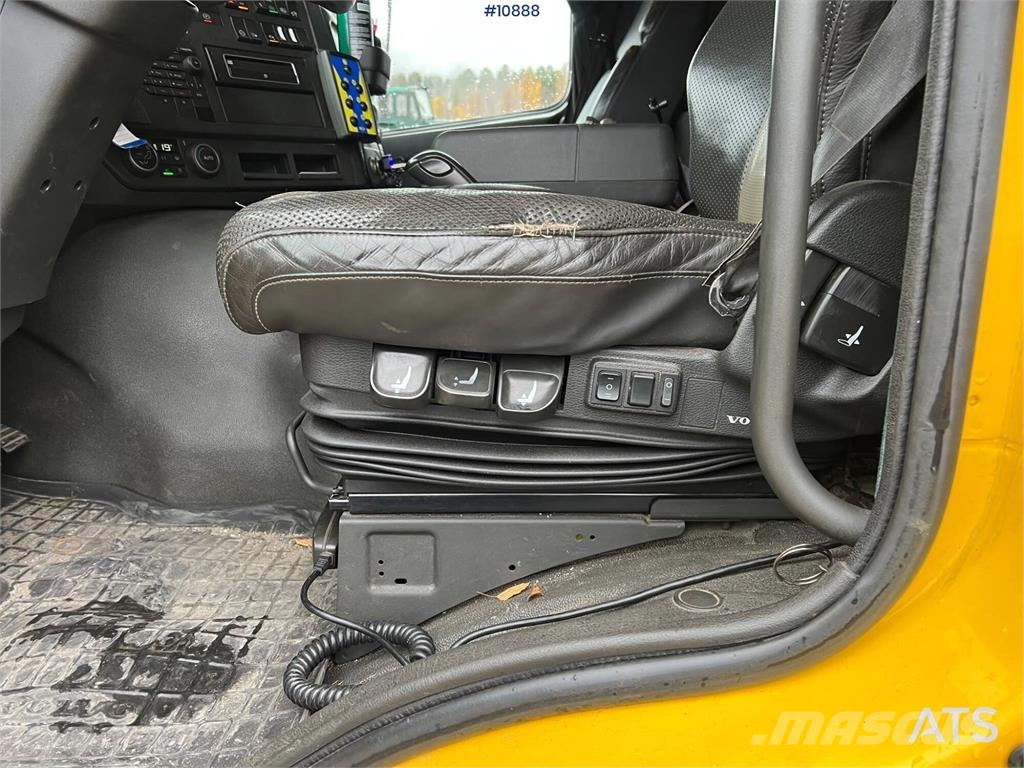 Volvo FM42R Tow Truck Puksiirid
