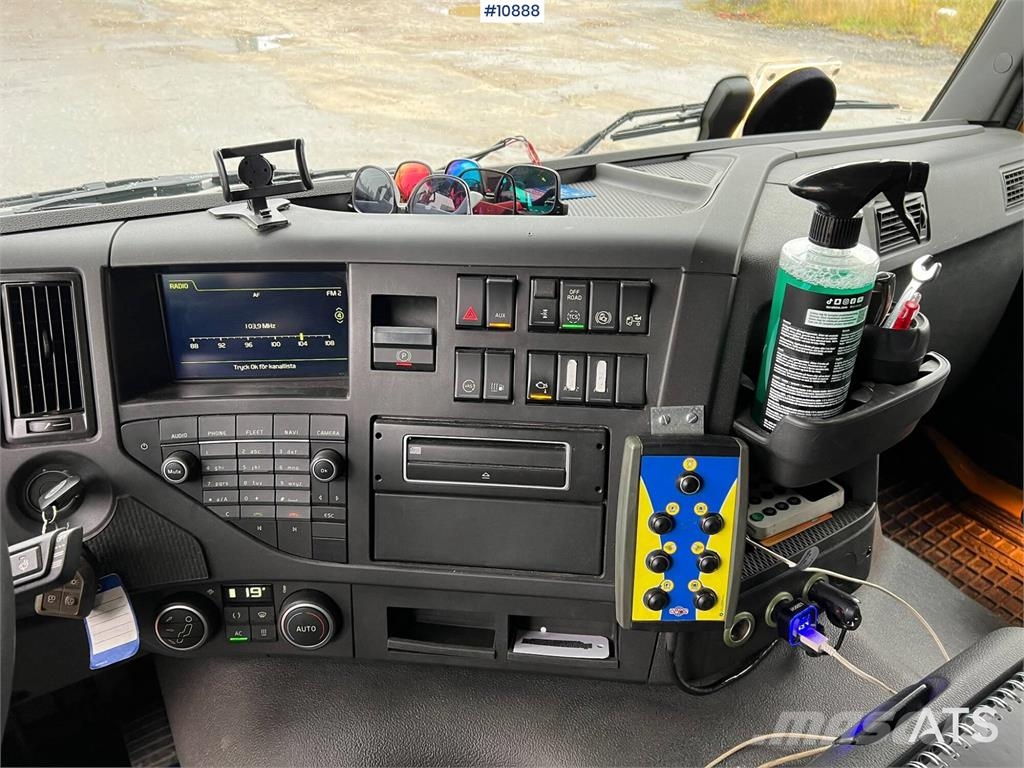 Volvo FM42R Tow Truck Puksiirid