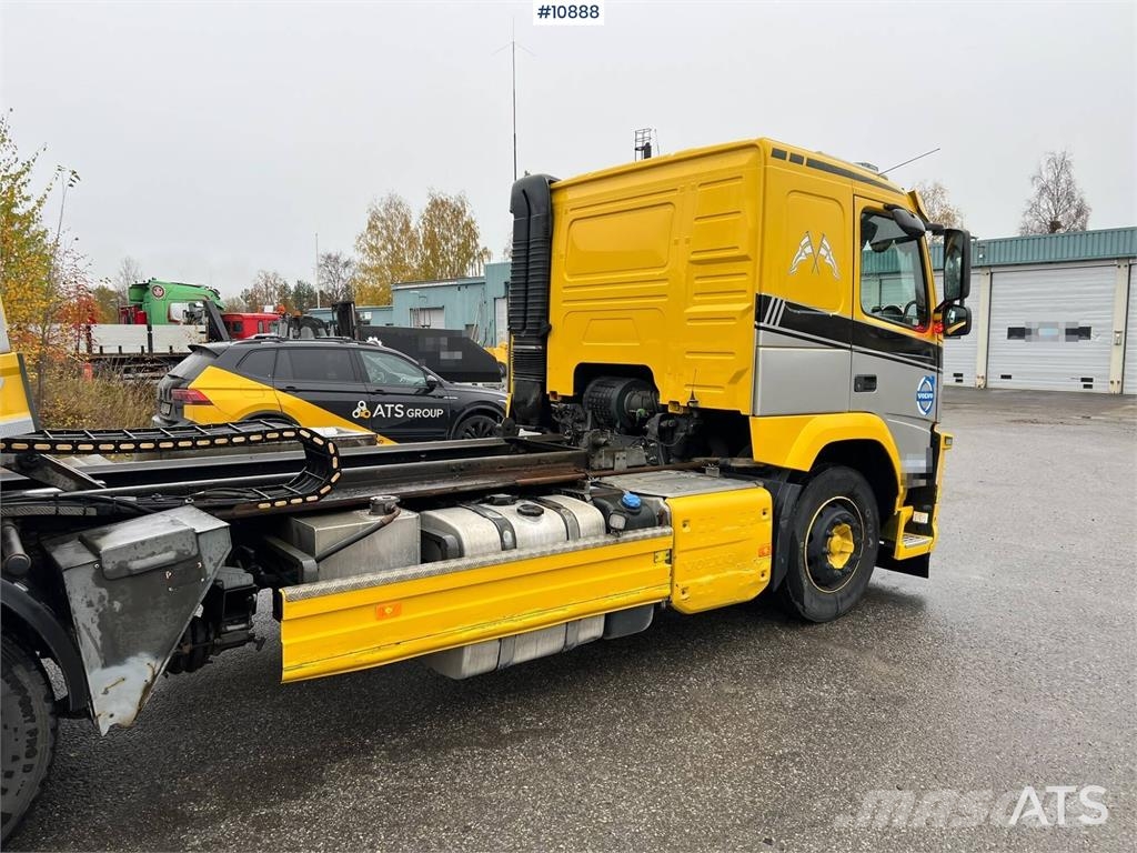 Volvo FM42R Tow Truck Puksiirid