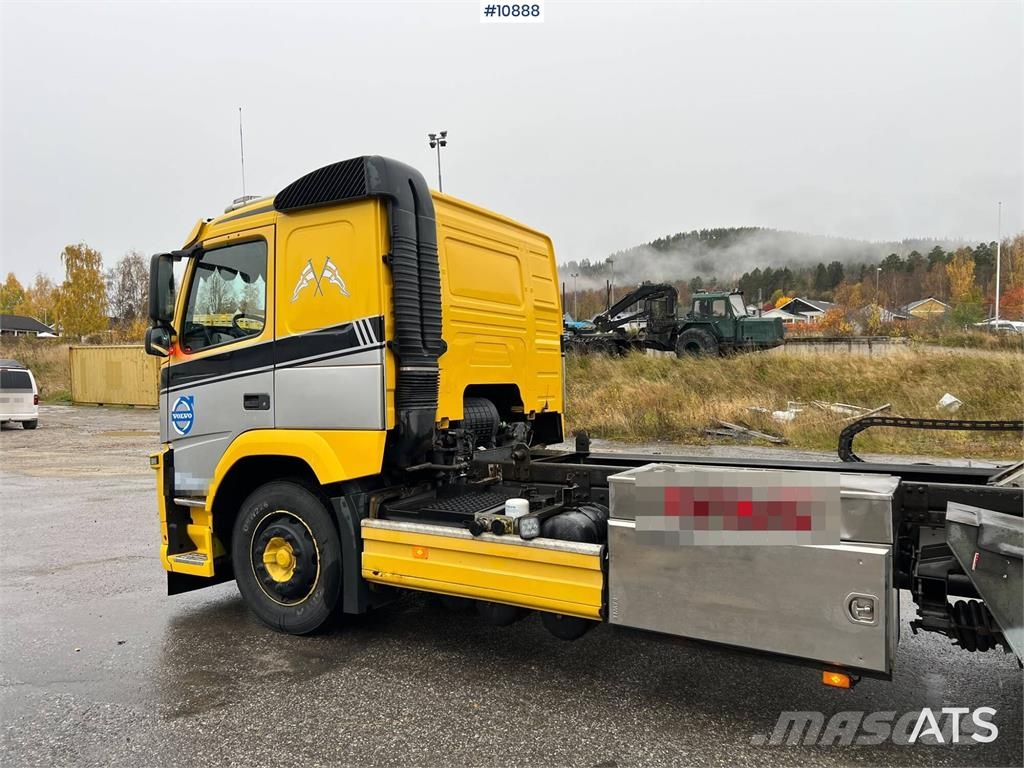 Volvo FM42R Tow Truck Puksiirid