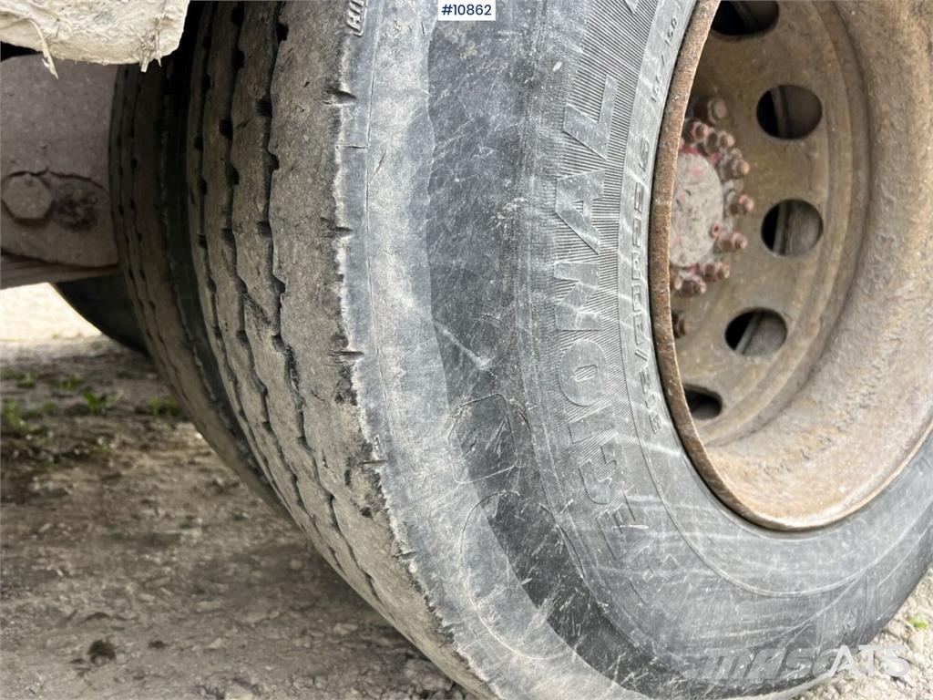 Volvo FM9 6X2 Komunalni kamioni