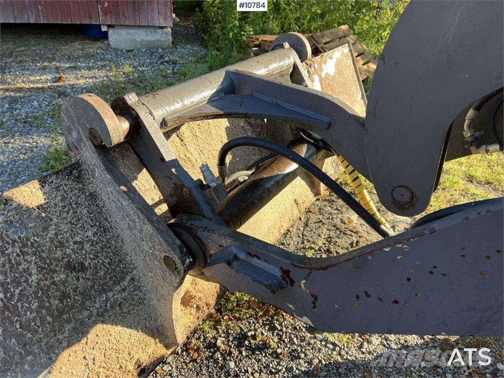 Volvo L30GS Wheel Loader with Attachments (VIDEO) Wielladers