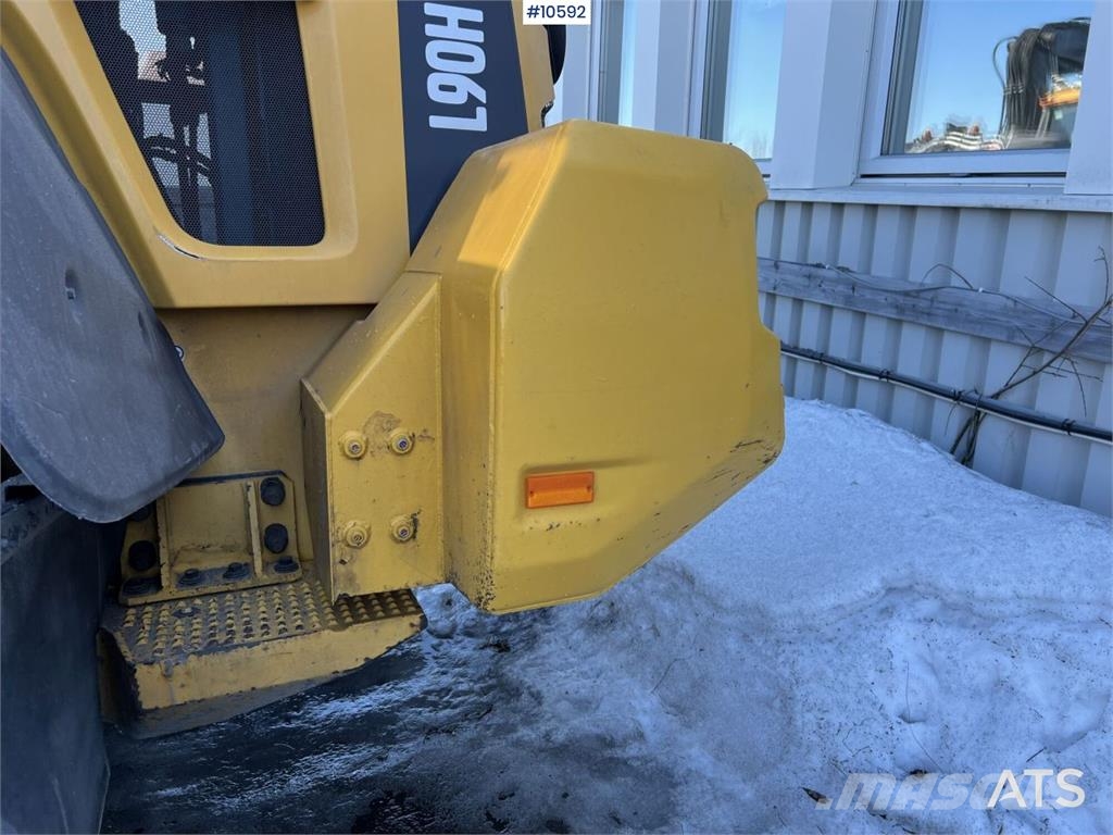 Volvo L90H Wheel Loader with machine control Wheel loaders