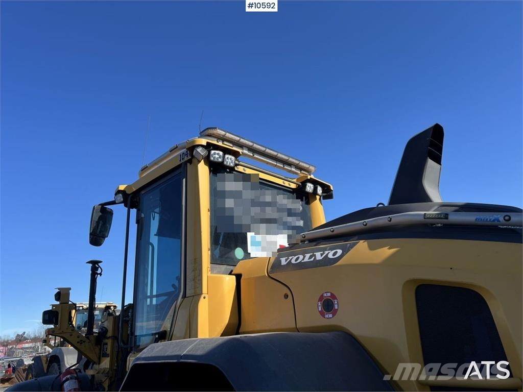 Volvo L90H Wheel Loader with machine control Wheel loaders
