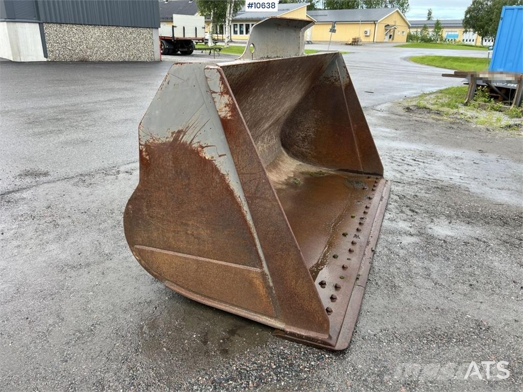 Volvo Loader Bucket with Large BM دلاء