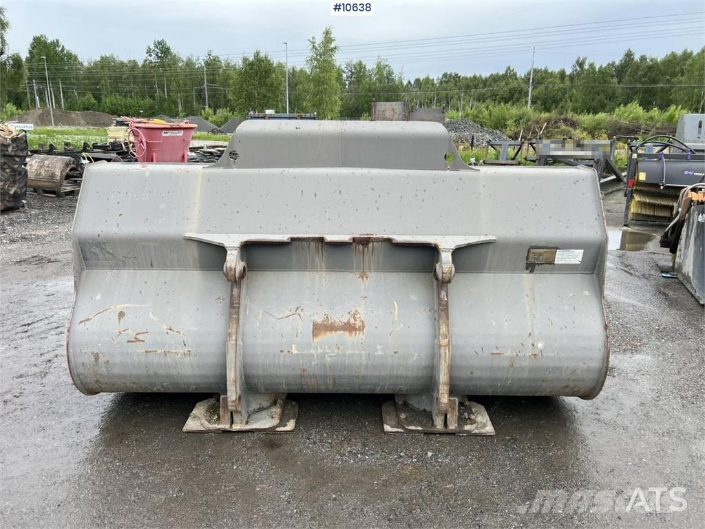 Volvo Loader Bucket with Large BM دلاء