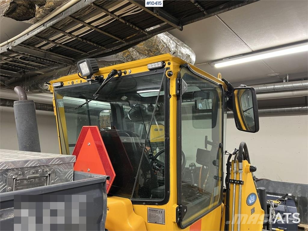 Wille 365C Tool Carrier لوادر بعجل