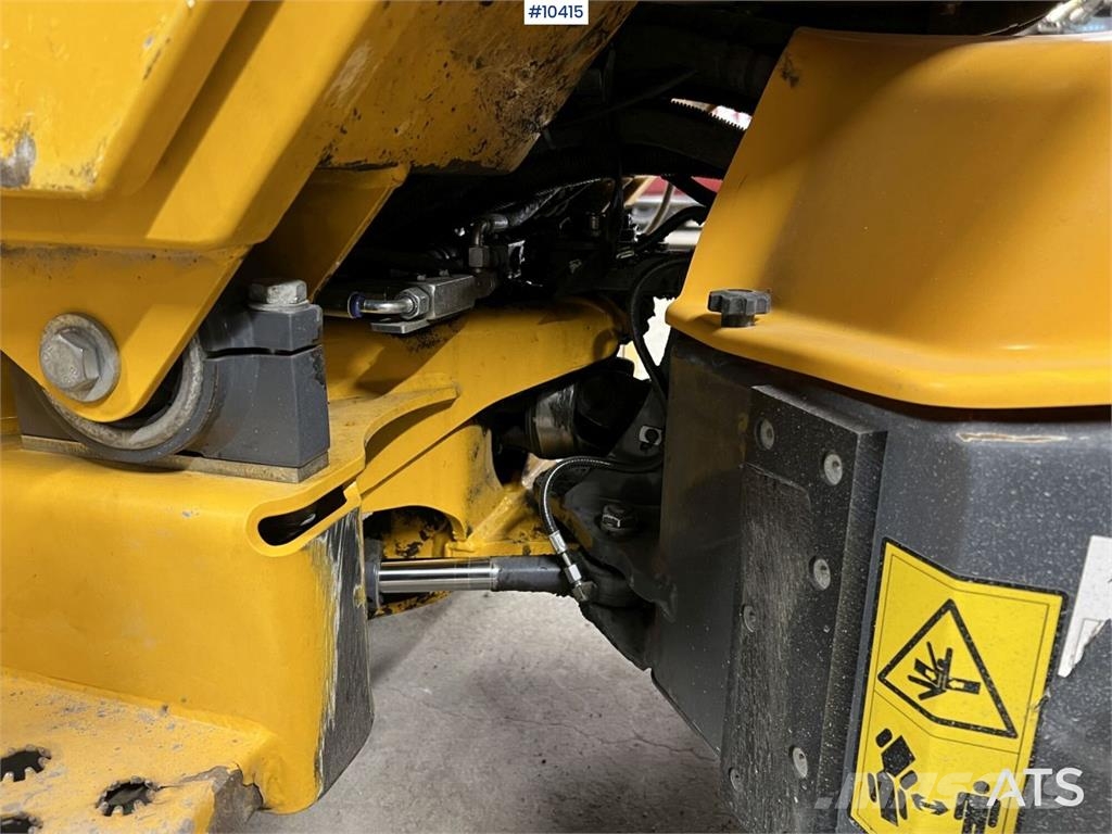 Wille 365C Tool Carrier لوادر بعجل