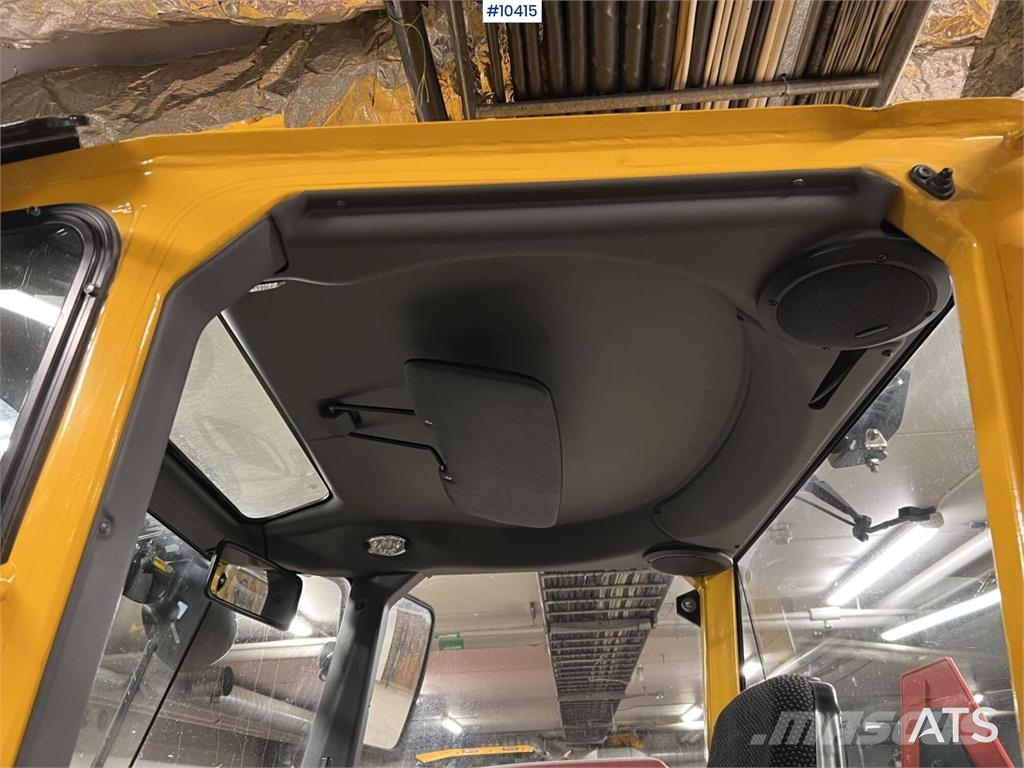 Wille 365C Tool Carrier لوادر بعجل