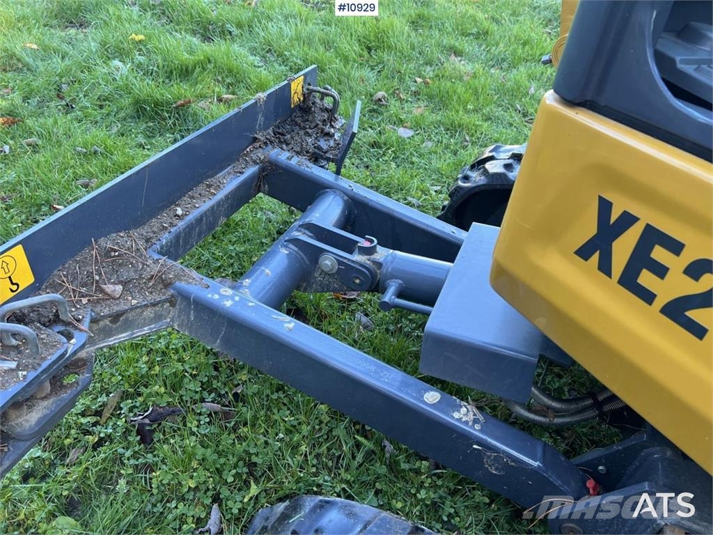 XCMG XE20E Excavator with Attachments Miniescavatori