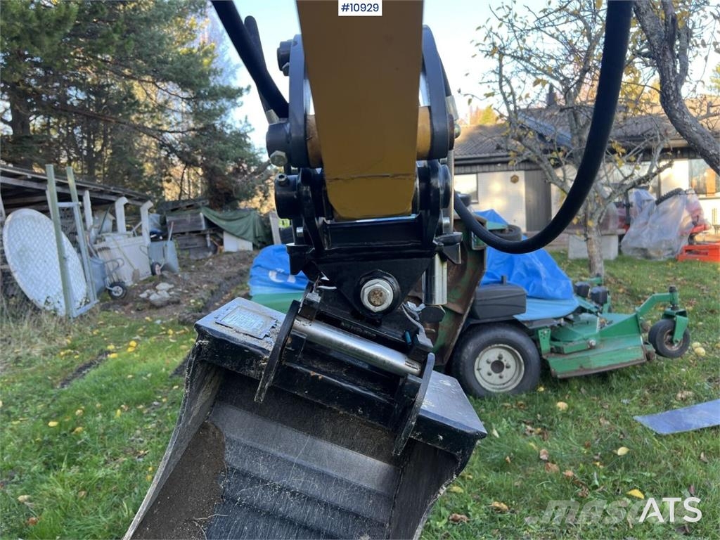 XCMG XE20E Excavator with Attachments Miniescavatori