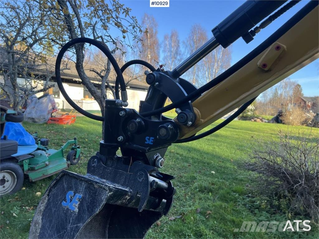 XCMG XE20E Excavator with Attachments Miniescavatori