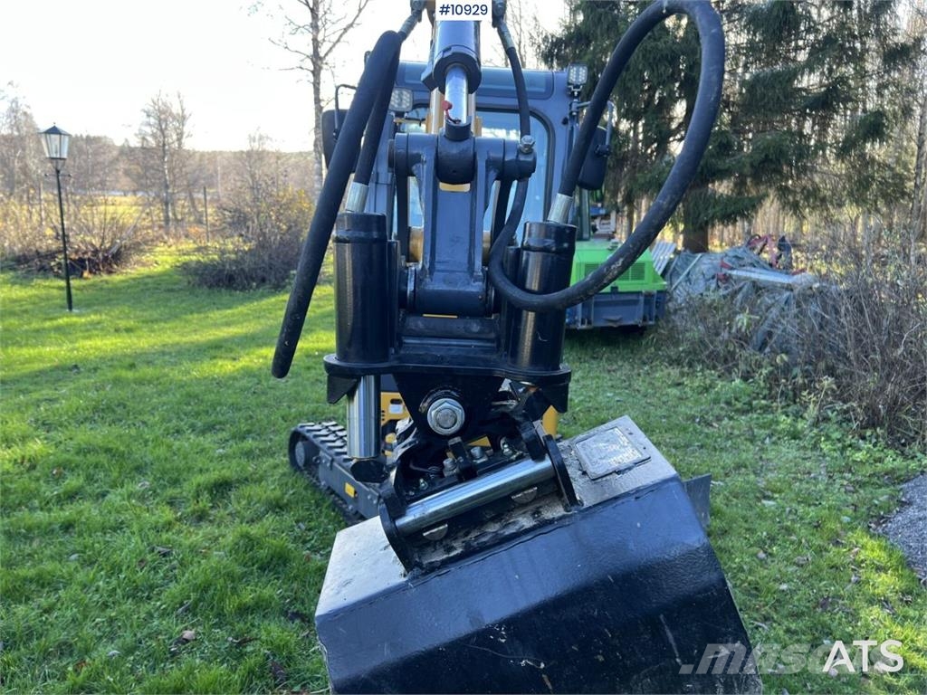 XCMG XE20E Excavator with Attachments Miniescavatori