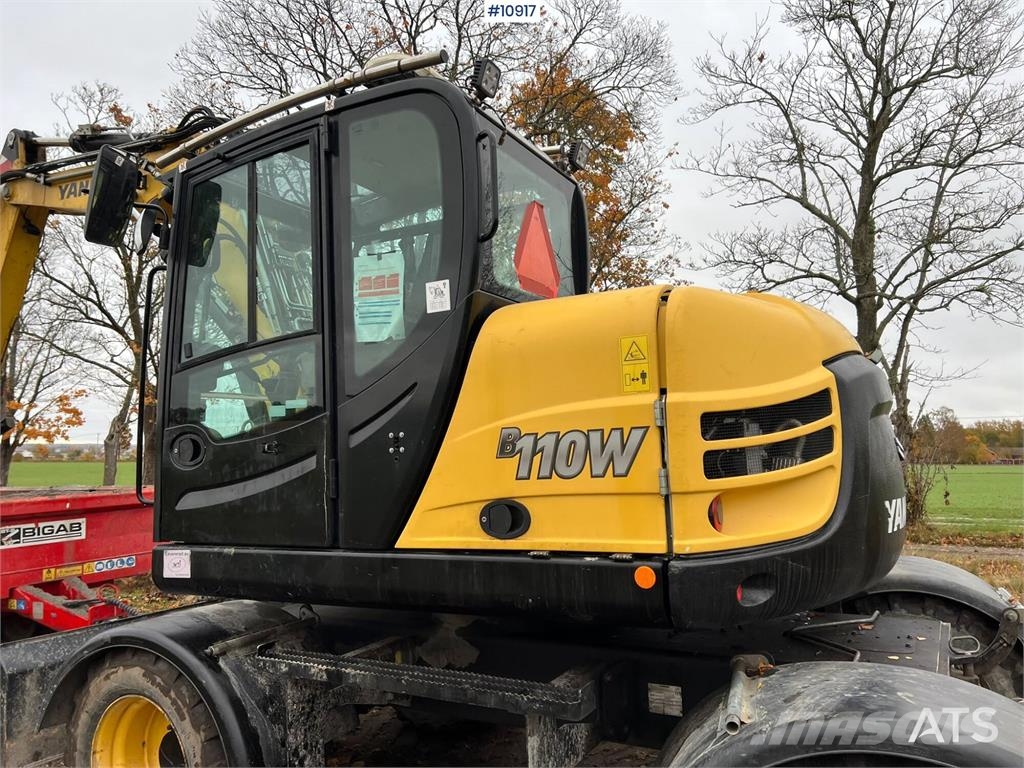 Yanmar B110W Wheeled excavators