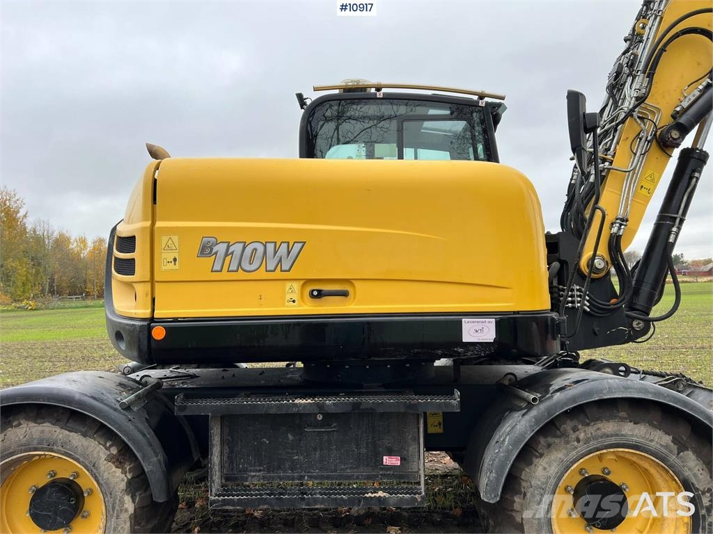Yanmar B110W Wheeled excavators