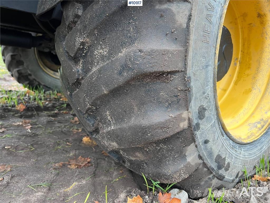 Yanmar B110W Wheeled excavators