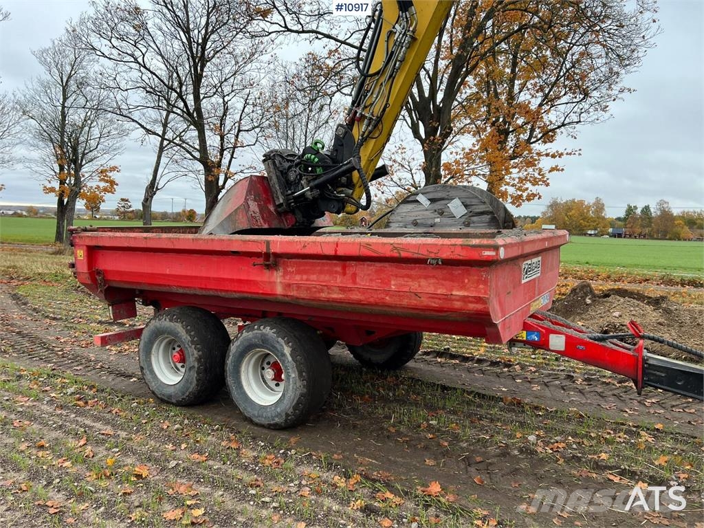 Yanmar B110W Wheeled excavators