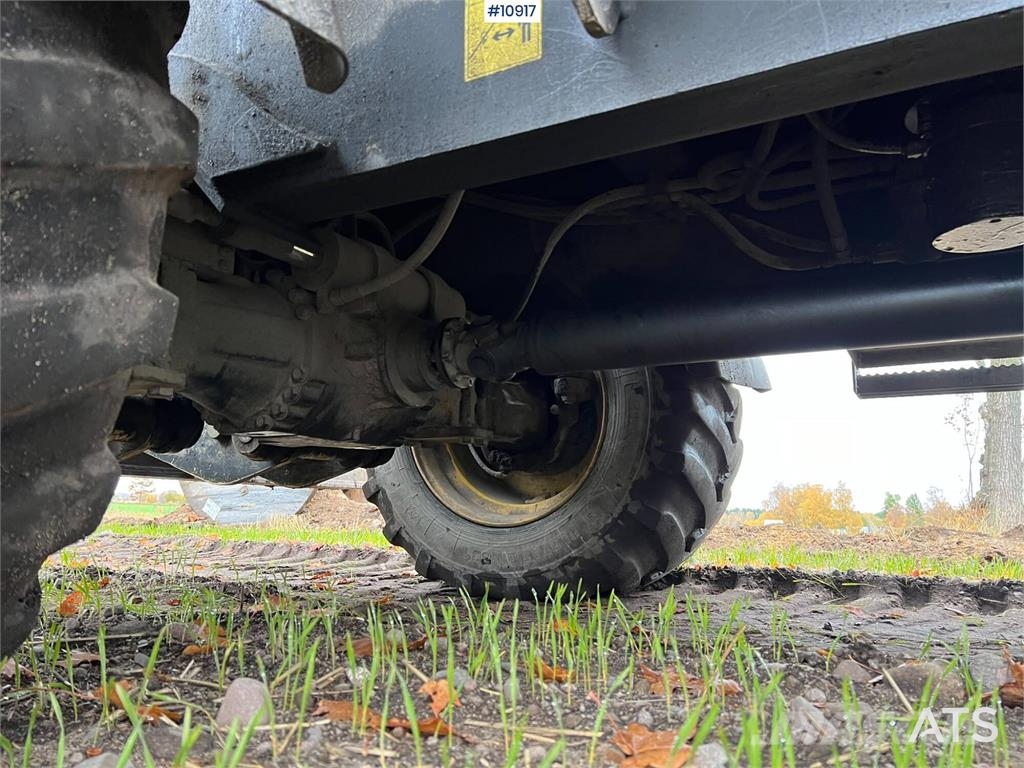 Yanmar B110W Wheeled excavators