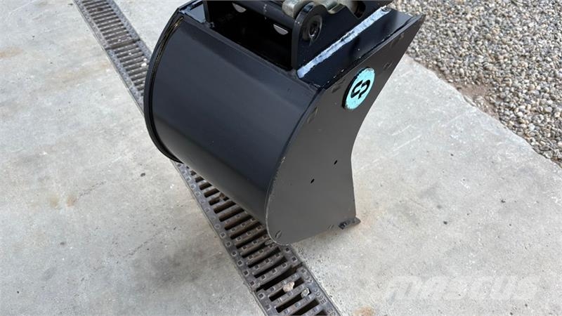 C&P Metal Graveskovl  30cm lerskovl دلاء