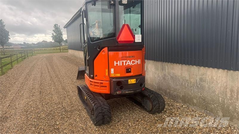 Hitachi ZX26U-5 Hitachi ZX26U-5 Mini kotrók < 7t