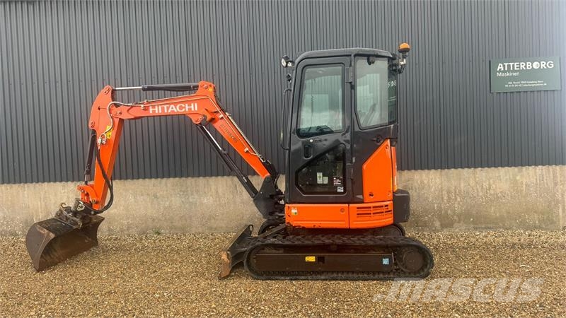 Hitachi ZX26U-5 Hitachi ZX26U-5 Mini kotrók < 7t