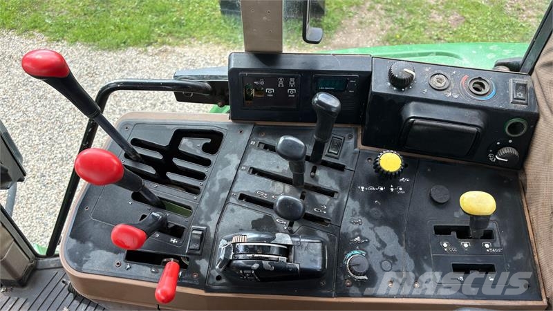 John Deere 6800 John Deere 6800 Trattori