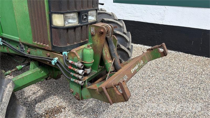 John Deere 6800 John Deere 6800 Trattori