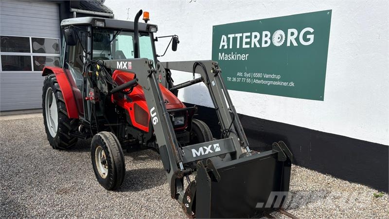 Massey Ferguson 4225 Frontlæssertraktor Traktorer