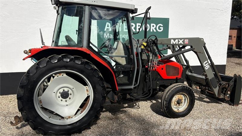Massey Ferguson 4225 Frontlæssertraktor Traktorer