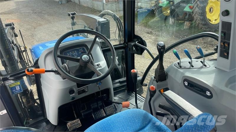 New Holland TD5.65 Frontlæssertraktor Traktorer