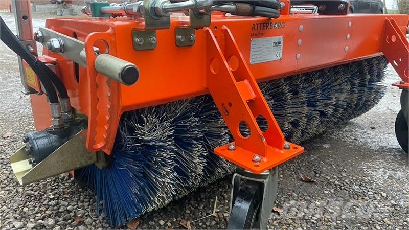 Tuchel Plus 590 Hydraulisk Kost Otros accesorios para tractores