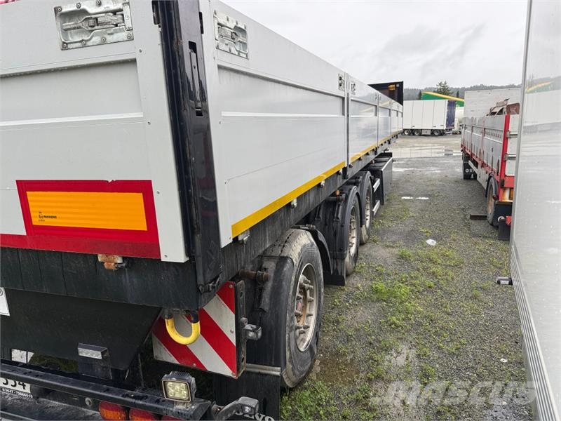 2024 - Ludmann 3-akslet plattformsemitrailer m/kar Muut perävaunut