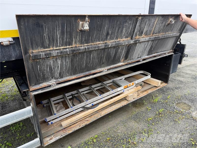 2024 - Ludmann 3-akslet plattformsemitrailer m/kar Muut perävaunut