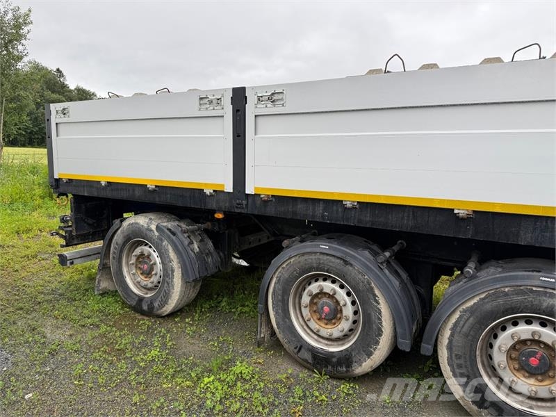 2024 - Ludmann 3-akslet plattformsemitrailer m/kar Muut perävaunut