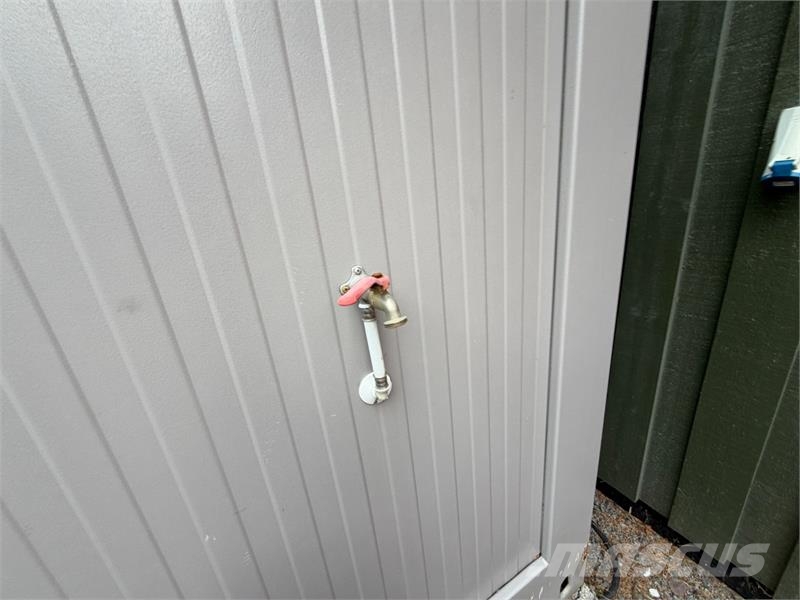 Algeco brakkemodul - garderobe med 6 skap - to WC- Andre komponenter
