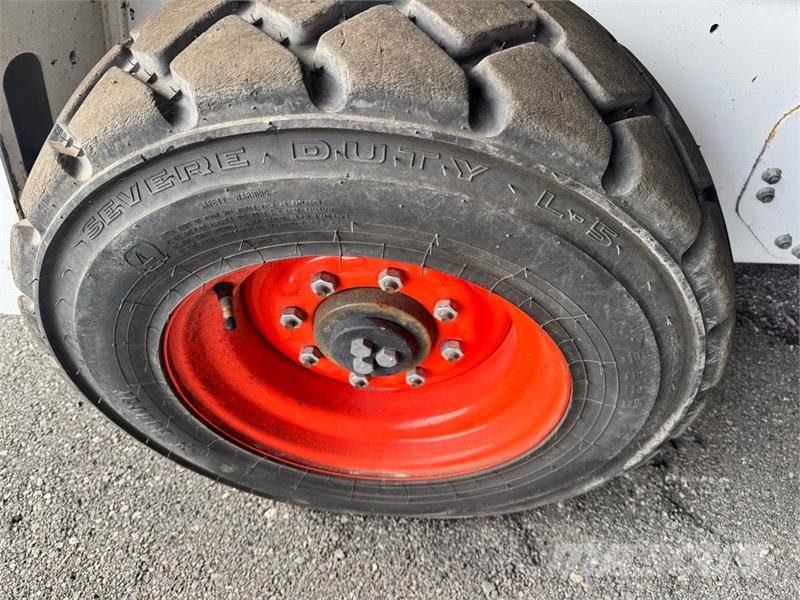 Bobcat S76 Kompaktlaster - Kun 595 timer! /m skuffe - معدات البناء - غير ذلك