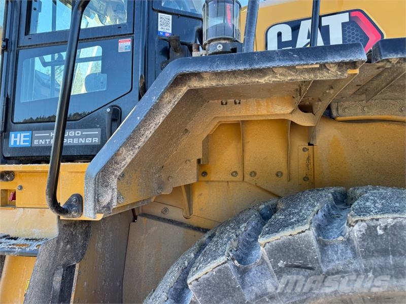 CAT 966 Hjullaster – 748 t, 24 tonn, 5 m³ skuffe, spak Chargeuse sur pneus