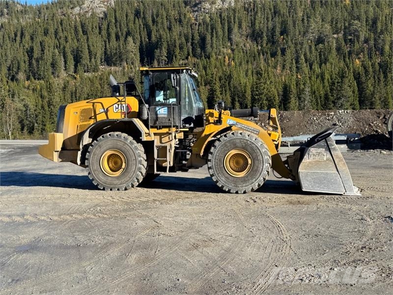 CAT 966 Hjullaster – 748 t, 24 tonn, 5 m³ skuffe, spak Chargeuse sur pneus