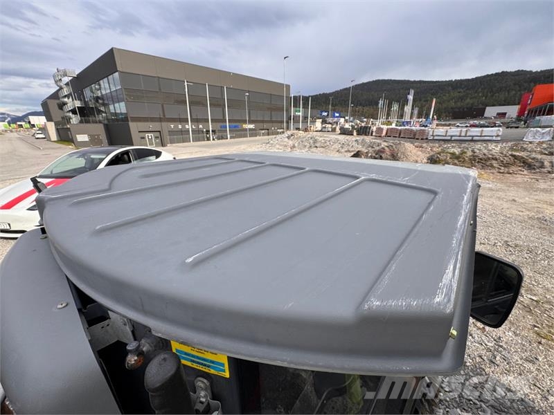 Citymaster 1600 - Redskapsbærer med kosteaggregat Construction - Autres
