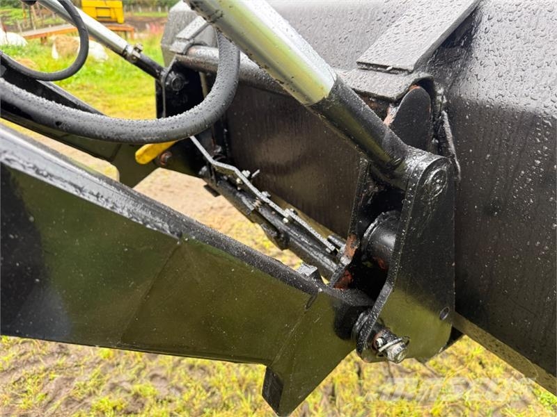 Deutz Fahr D7007 CH Traktorid