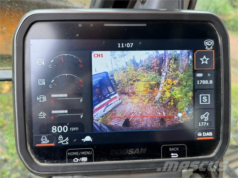 Doosan DX235LCR Pelle sur chenilles