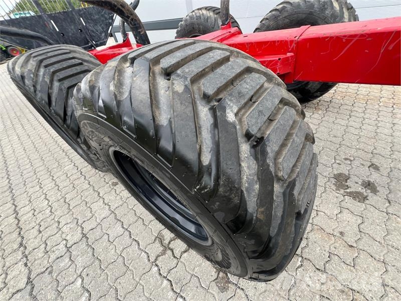 Farmi Forest FT13C R59 tilhenger ملحقات أخرى للجرارات
