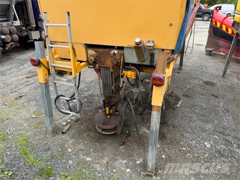 Fastsandspreder Other trucks